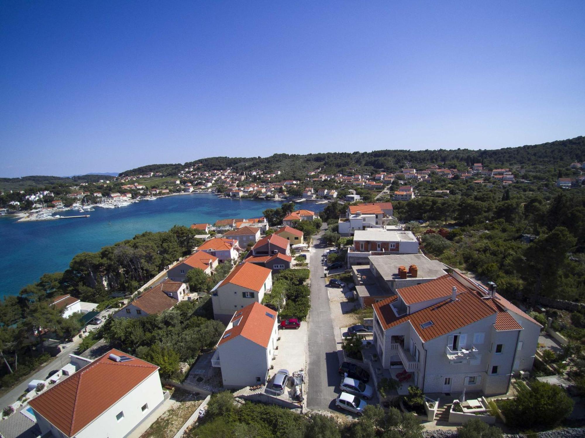 Apartments Villa Olea Lumbarda Buitenkant foto